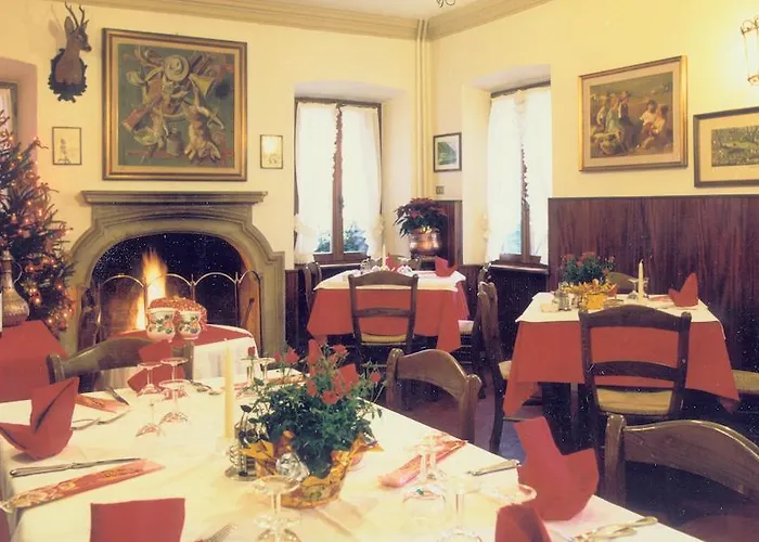 Hotel Ristorante Ai Pini 2*